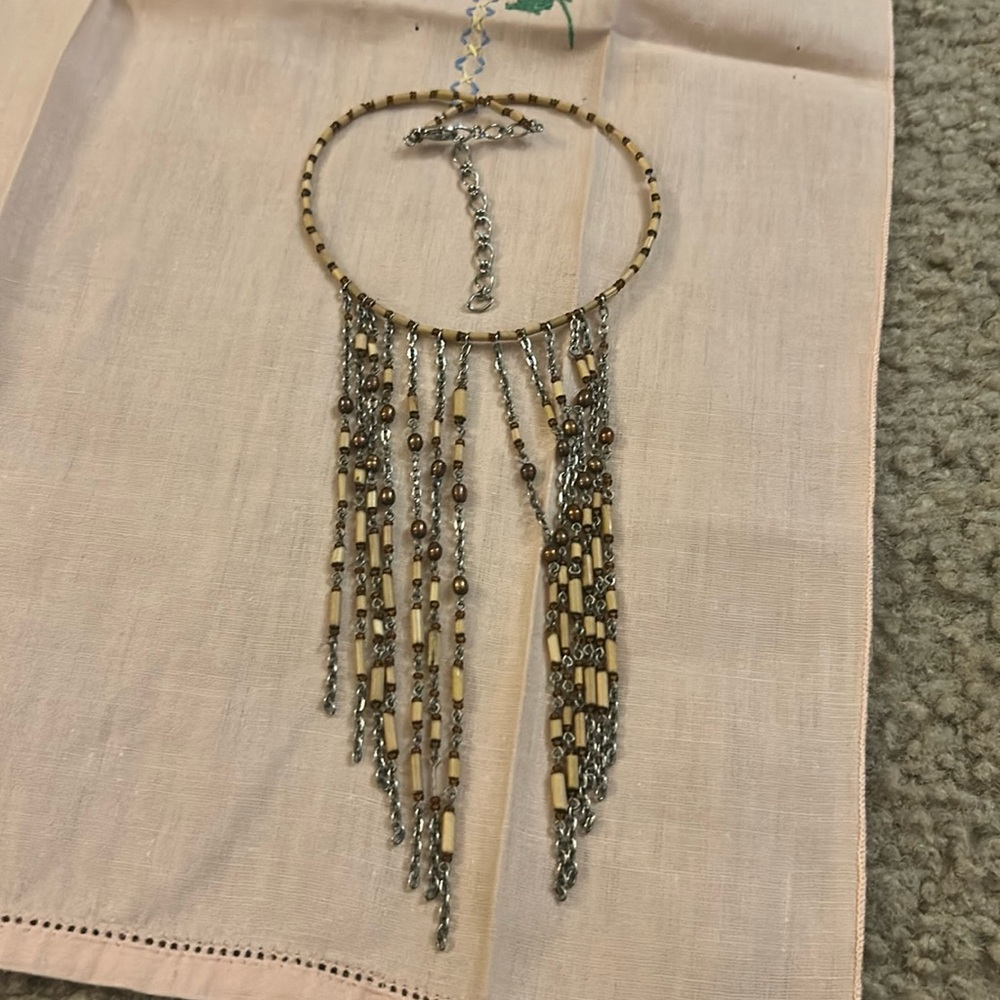 Brown circle necklace